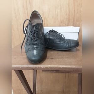 Black Leather Oxford Shoes. Size 36.